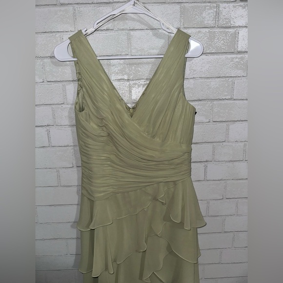 Pastel Green whimsical fairy garden Dress with ruched layered ruffles size 4 - Picture 8 of 11